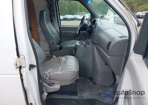 1998 Ford Econoline Commercial/Recreational из США, поврежденный, VIN 1FTRE1427WHB61773